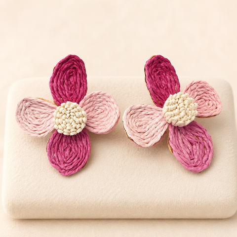 Arete  Flor Rattan  Rosa